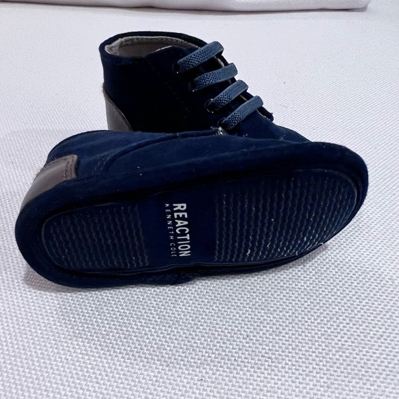 Kenneth Cole Infant Boys Booties - Picture 3 of 3
